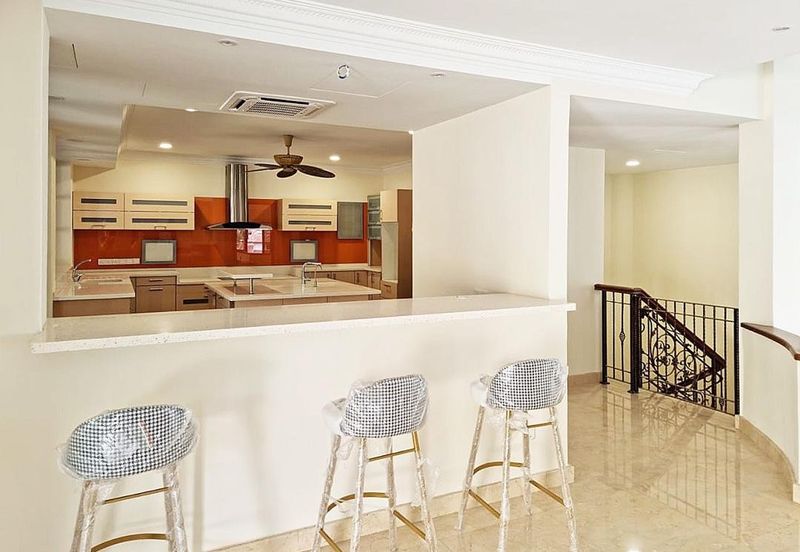 Bukit Pantai (Pantai Hill)