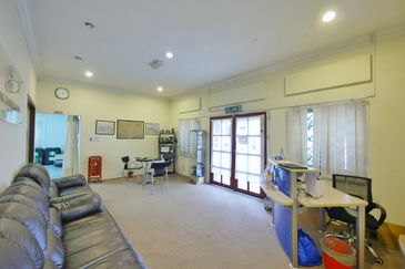 Titiwangsa Commercial Zoning 1-Storey Bungalow for Sale