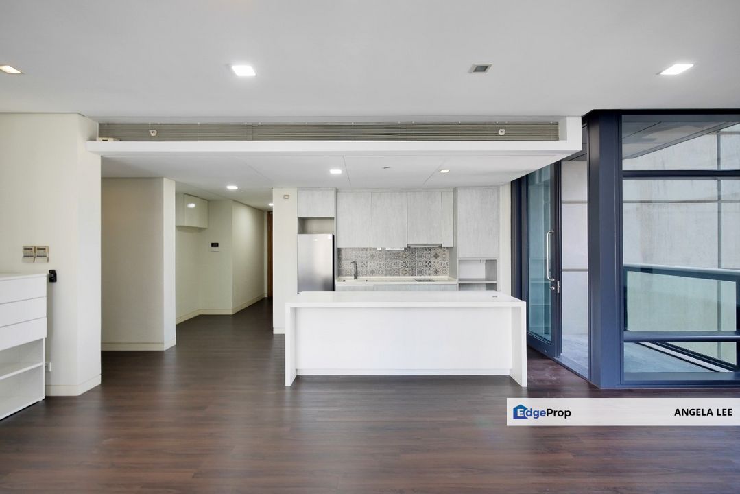 KLCC The Troika Condo 1,624sf 2-Bedroom Walking to MRT & Suria KLCC, Kuala Lumpur, KL City