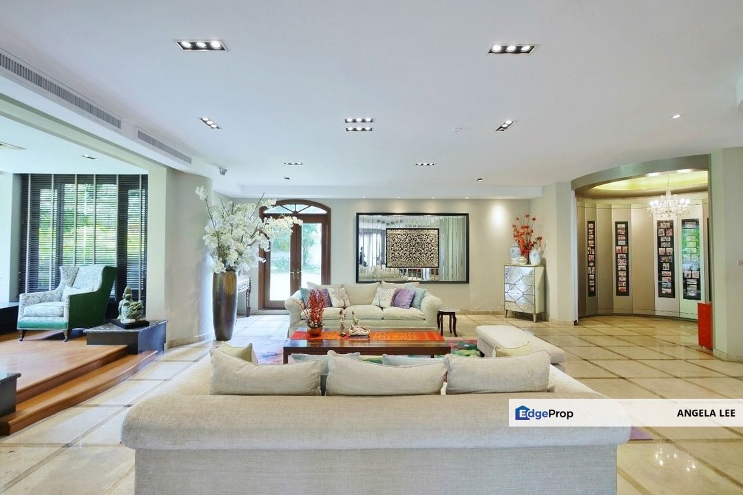 Bangsar Bukit Pantai Bungalow with Swimming Pool - for Sale, Kuala Lumpur, Pantai