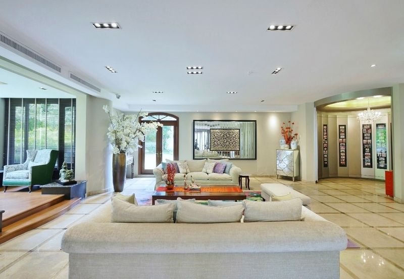 Bukit Pantai (Pantai Hill)