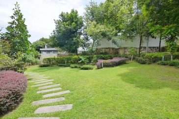 Bukit Pantai (Pantai Hill)