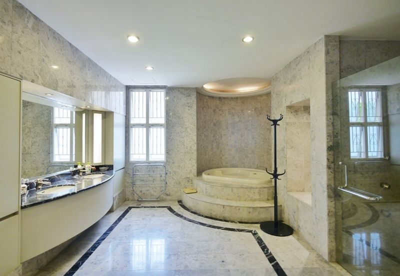 Bukit Pantai (Pantai Hill)