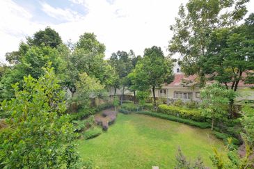 Bukit Pantai (Pantai Hill)