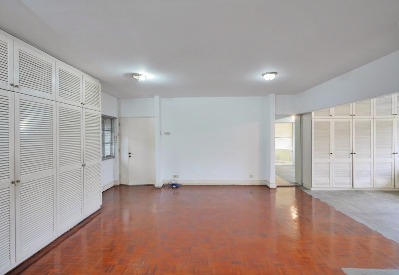 Bukit Pantai (Pantai Hill)