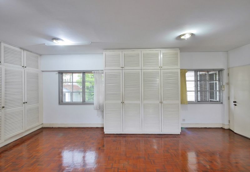 Bukit Pantai (Pantai Hill)