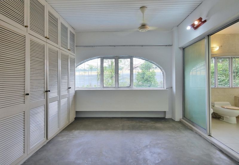 Bukit Pantai (Pantai Hill)