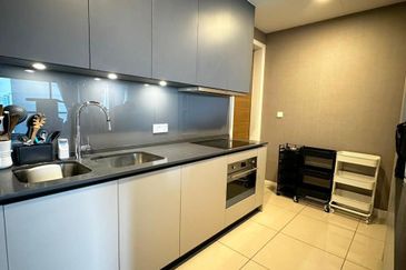 Aria Luxury Residence