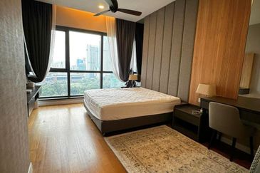 Aria Luxury Residence