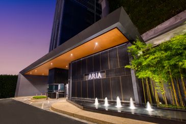 Aria Luxury Residence