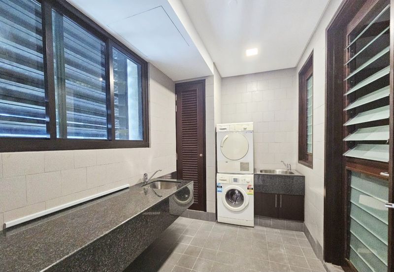 The Binjai on The Park