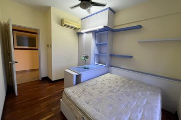 Bungaraya Kondominium, Saujana Subang