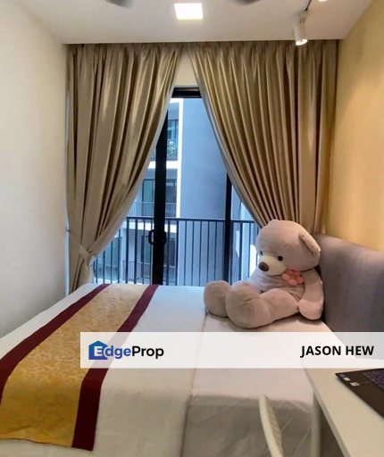 Middle Room at AraTre' Residences Ara Damansara LRT, near Urbana Perla Ara Sentral Petaling Jaya, Selangor, Ara Damansara