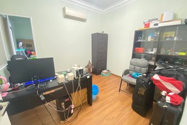 Bungaraya Kondominium, Saujana Subang