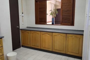 Bungaraya Kondominium, Saujana Subang