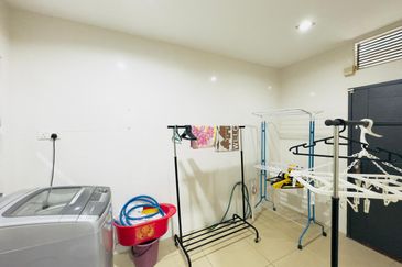 Jalan Makyong, Bandar Bukit Raja