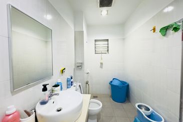 Jalan Makyong, Bandar Bukit Raja