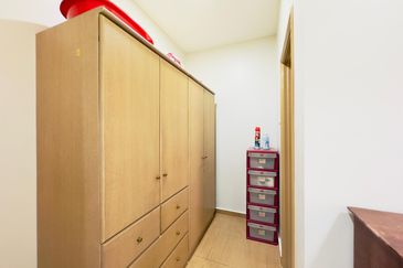 Jalan Makyong, Bandar Bukit Raja