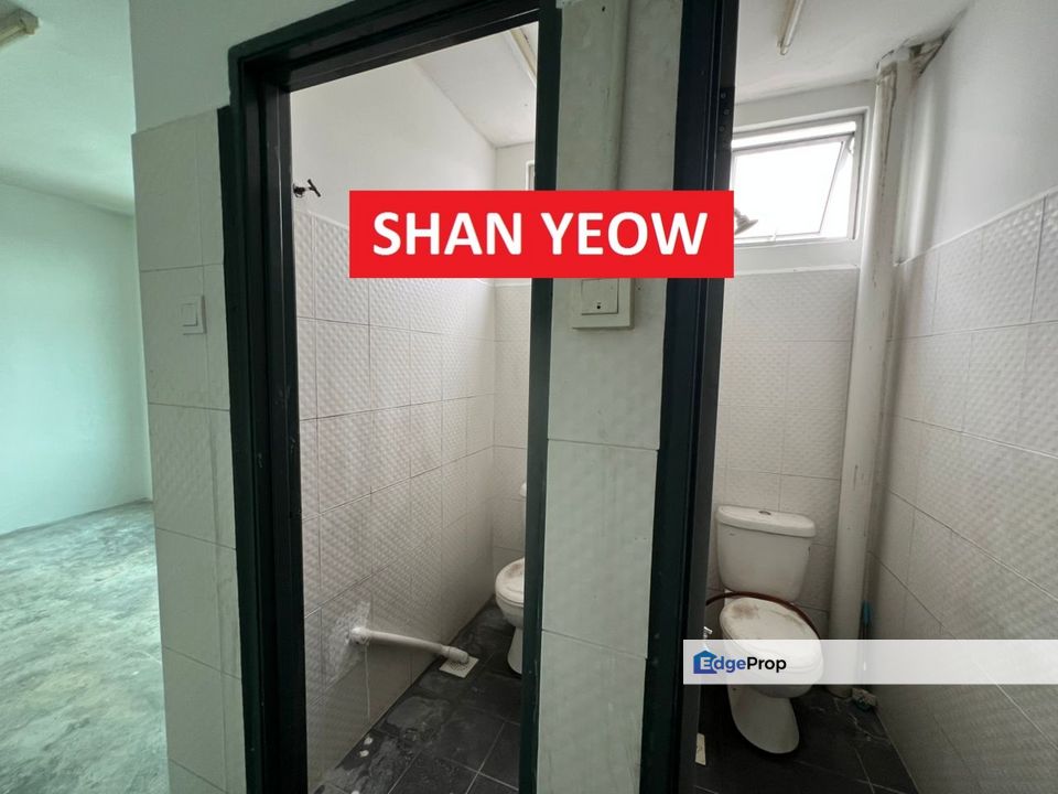 Shoplot First floor Near Bukit Minyak Juru For Rent Hostel, Penang, Juru