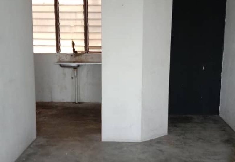 Taman Mengkudu Flat