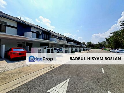 1st Floor Townhouse Lambaian Residence Bangi, Selangor, Bangi