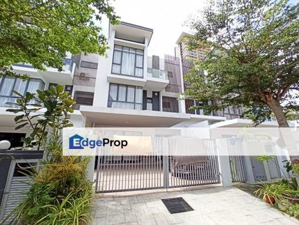 GOOD CONDITION 3 Storey Superlink Mutiara Heights Kajang, Selangor, Kajang