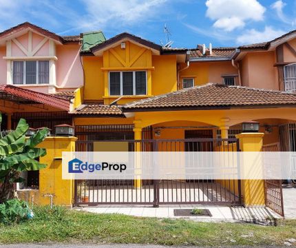 GATED GUARDED 2 Storey Terrace House Seksyen 8 Bangi, Selangor, Bangi