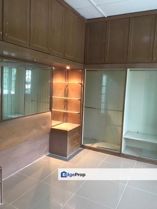 FACING OPEN 2 Storey Terrace Desa Sri Jenaris Kajang, Selangor, Kajang