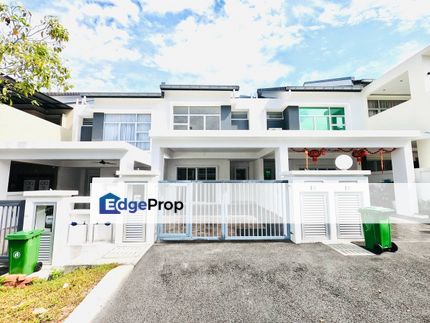 FREEHOLD GUARDED 2 Storey House Taming Setia Puncak Saujana Kajang, Selangor, Kajang