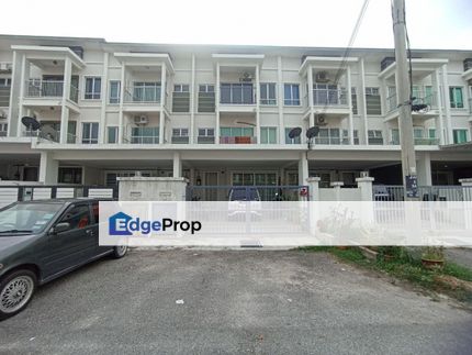 NEAR SURAU 3090ft 3 Storey House Aman Permai Kajang, Selangor, Kajang