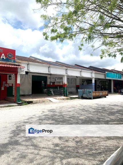 MAIN ROAD 2 Unit Shop Lot Seri Putra Bangi, Selangor, Bangi