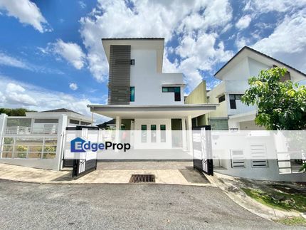 FREEHOLD CORNER GUARDED 5447ft Semi D House Ramal Prima Kajang, Selangor, Kajang