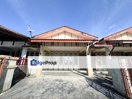 FACING OPEN RENOVATED Single Storey House Desa Saujana Sungai Merab , Selangor, Kajang