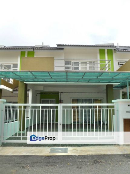 BUMI LOT GUARDED 2400ft 2 Storey House Garden Homes Seksyen 15 Bangi, Selangor, Bangi