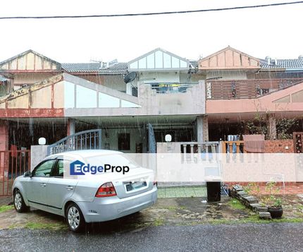 FREEHOLD RENOVATED 1800ft 2 Storey House Bandar Teknologi Kajang, Selangor, Semenyih