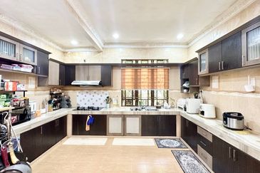 Desa Pinggiran Putra