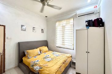 Desa Pinggiran Putra