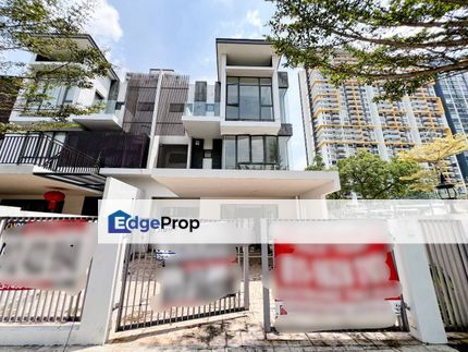 FREEHOLD END LOT 3500ft 3 Storey House Mutiara Heights Kajang, Selangor, Kajang