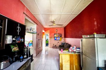 Desa Pinggiran Putra