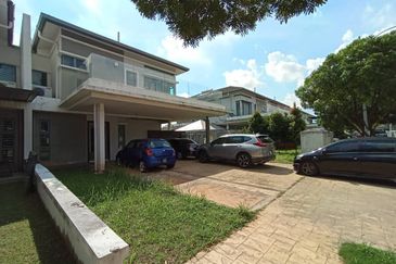 Bangi Lakehill Villas