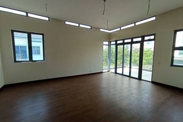 Bangi Lakehill Villas