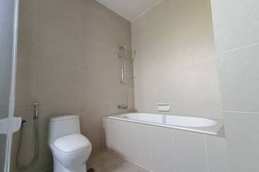 Bangi Lakehill Villas