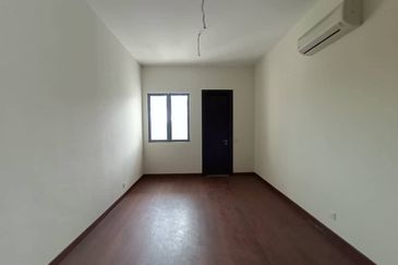 Bangi Lakehill Villas