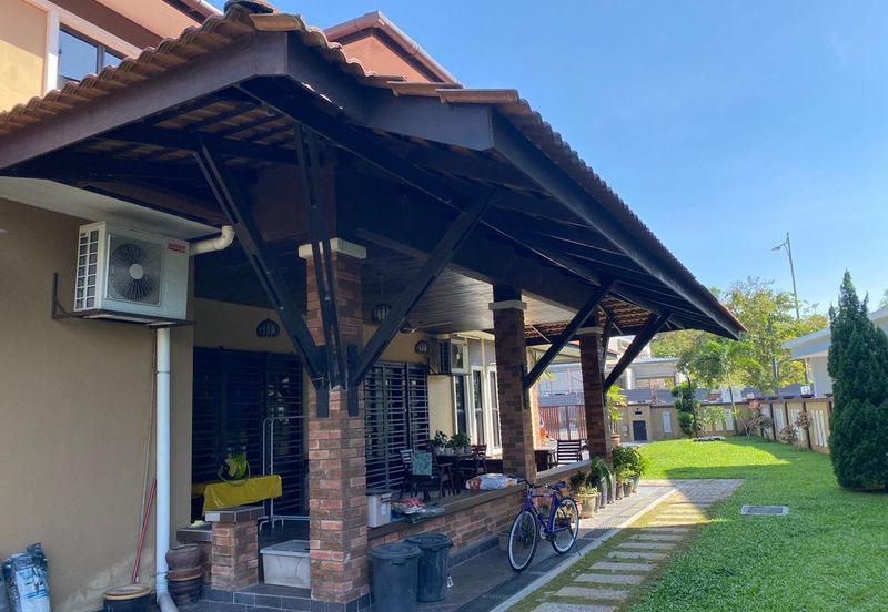 Putra Hill Residency