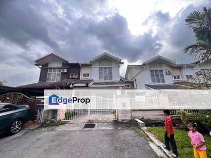 FREEHOLD GUARDED 2050ft 2 Storey House D'Sentral Seri Putra Bangi, Selangor, Bangi