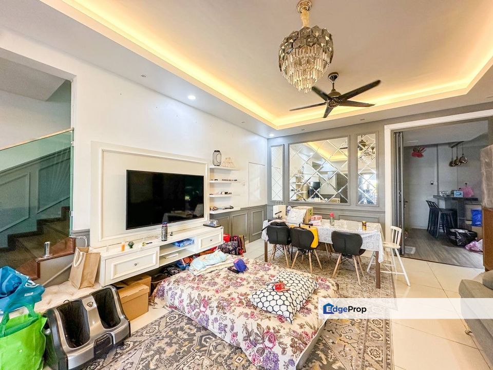 RENOVATED 30X55 2 Storey Semi D House Mutiara Keruing Sungai Merab, Selangor, Bangi