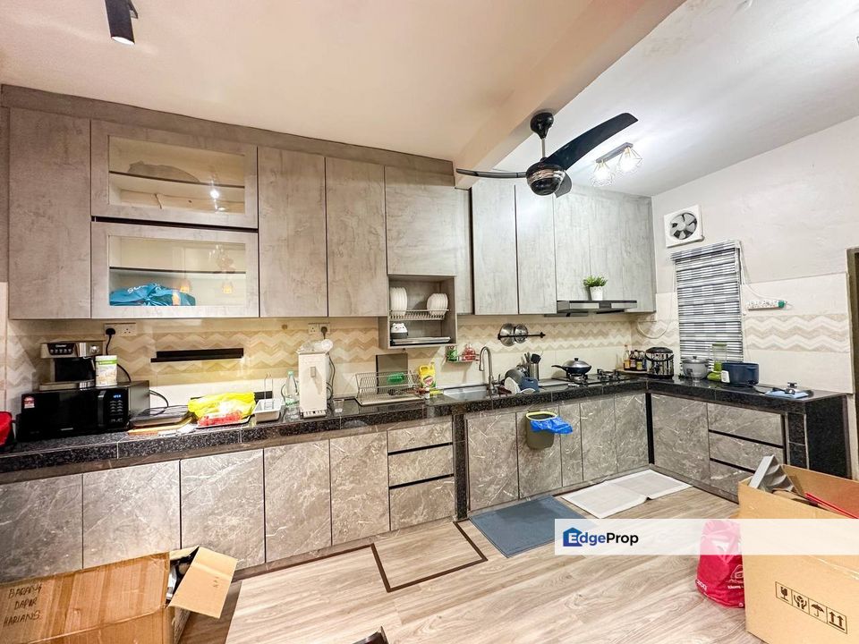 RENOVATED 30X55 2 Storey Semi D House Mutiara Keruing Sungai Merab, Selangor, Bangi