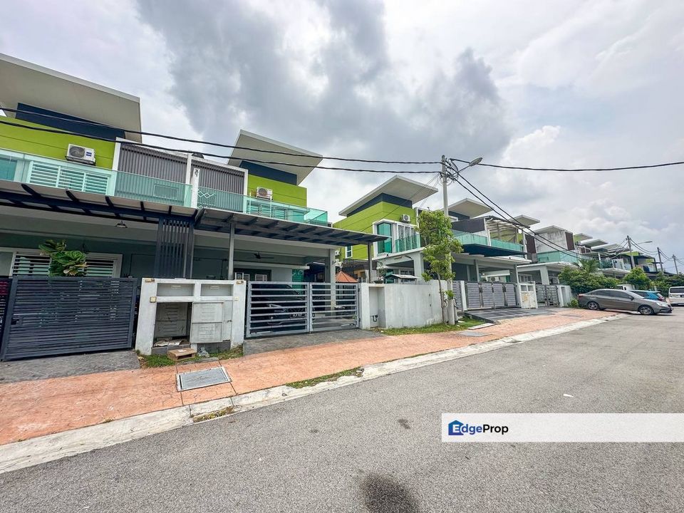 RENOVATED 30X55 2 Storey Semi D House Mutiara Keruing Sungai Merab, Selangor, Bangi