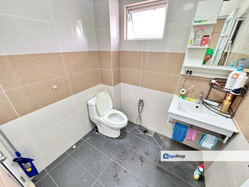 FACING OPEN END LOT FREEHOLD 2.5 Storey House Taman Tenaga Kajang, Selangor, Kajang