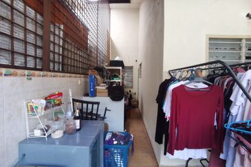 Louvre Residence, Bandar Puteri Jaya